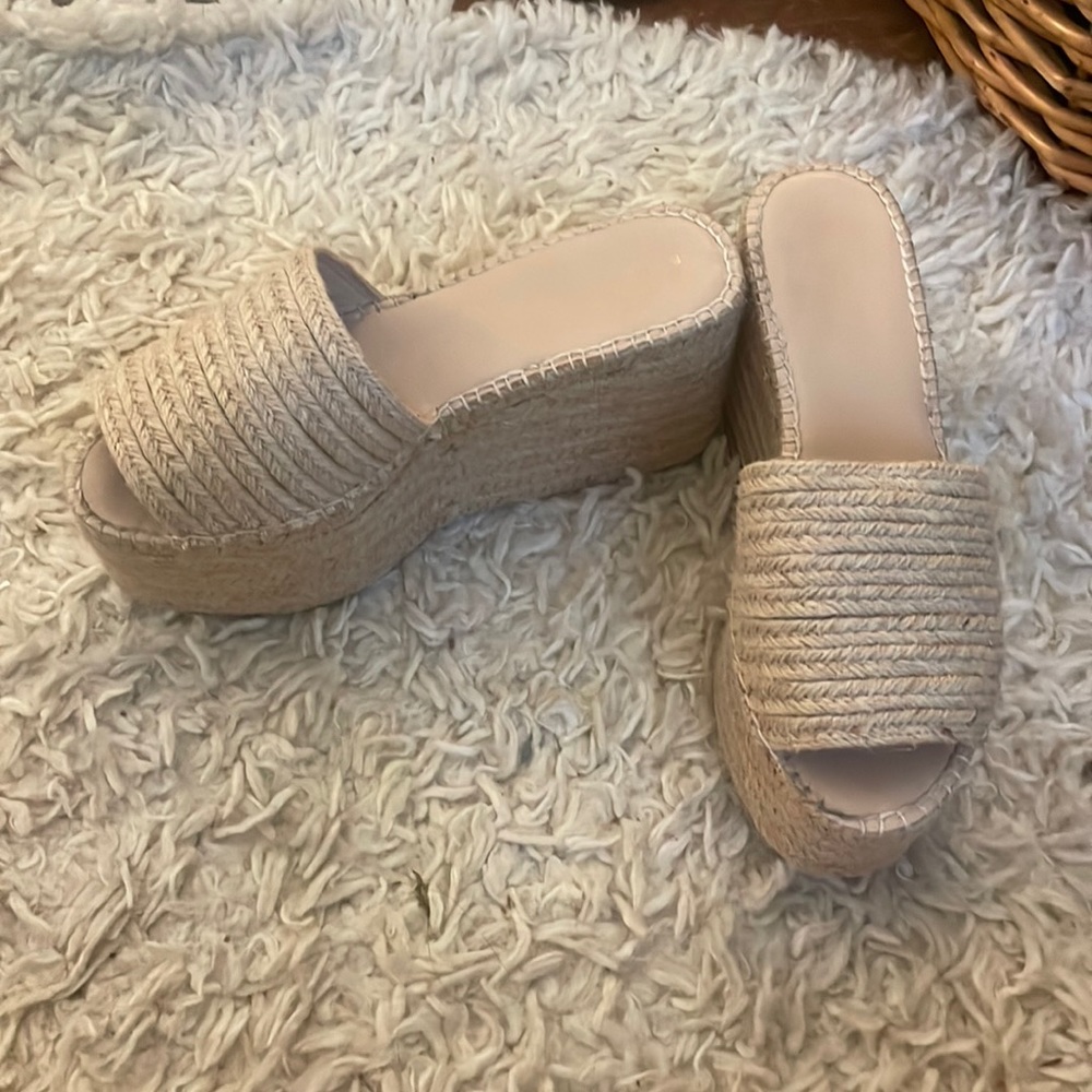 Pretty little thing wedges